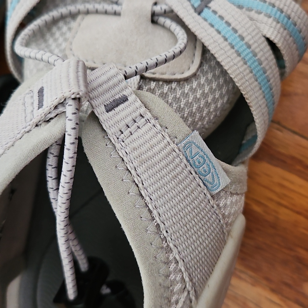 Keen Waterproof Sandals Womens 10.5 Gray/blue Hiking Beach Comfort - Picture 3 of 8